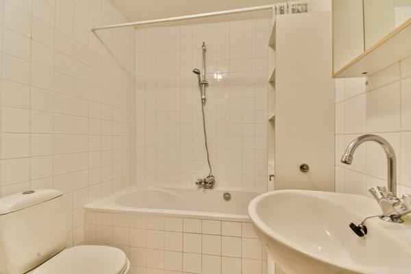 Medium property photo - Van Ostadestraat, 1072 SX Amsterdam